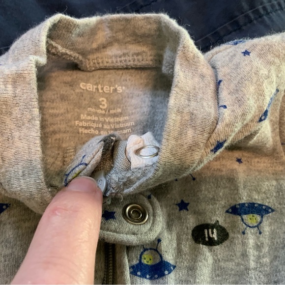 ⭐️ 5 for $15 Long Sleeve Footed Onesie - Picture 5 of 6